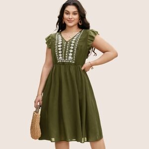 NWT Bloomchic Olive Green Embroidered Boho dress, 14/16